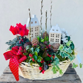 Home For Christmas Planter