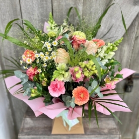Bouquet Of The Day (£70 to £85)